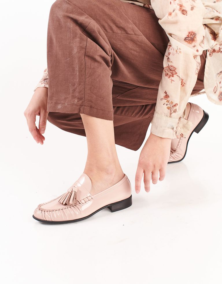 נעלי נשים - Jeffrey Campbell - מוקסינים מבריקים PROFESSO - ורוד