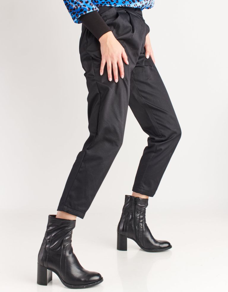 נעלי נשים - Mjus - מגפונים עם עקב NITRO - שחור