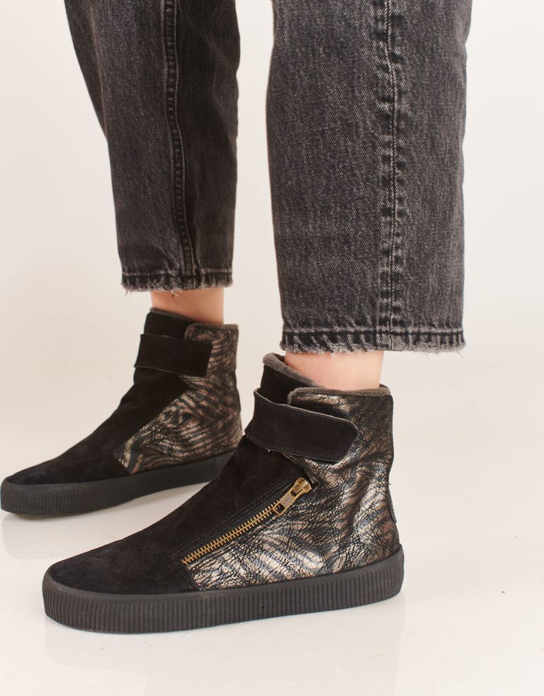 נעלי נשים - Aro - מגפוני  סקוטש ופרינט NOEL - שחור
