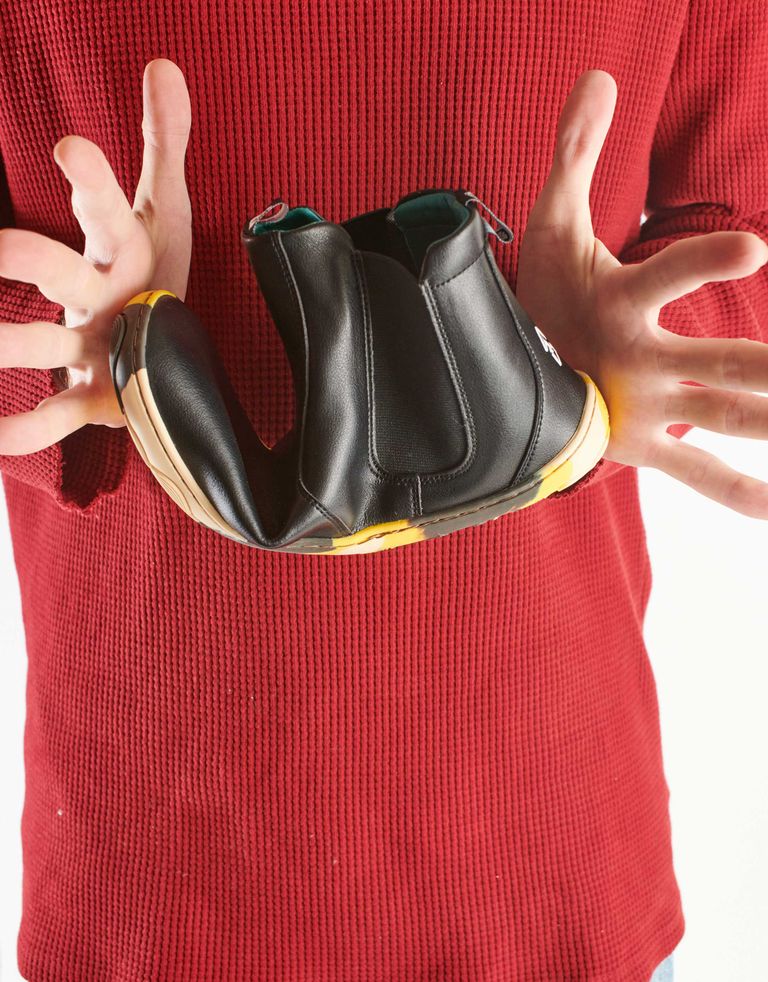 נעלי גברים - Paperkrane - מגפי צ'לסי טבעוניים - שחור