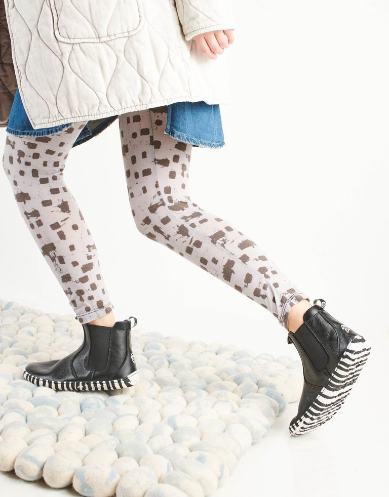 נעלי נשים - Paperkrane - מגפוני צ'לסי סוליית זברה - שחור