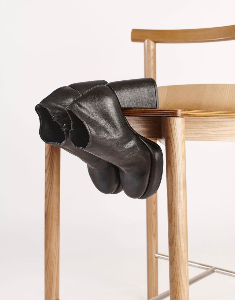 נעלי נשים - Ernesto Dolani - מגפוני עקב YANA - שחור