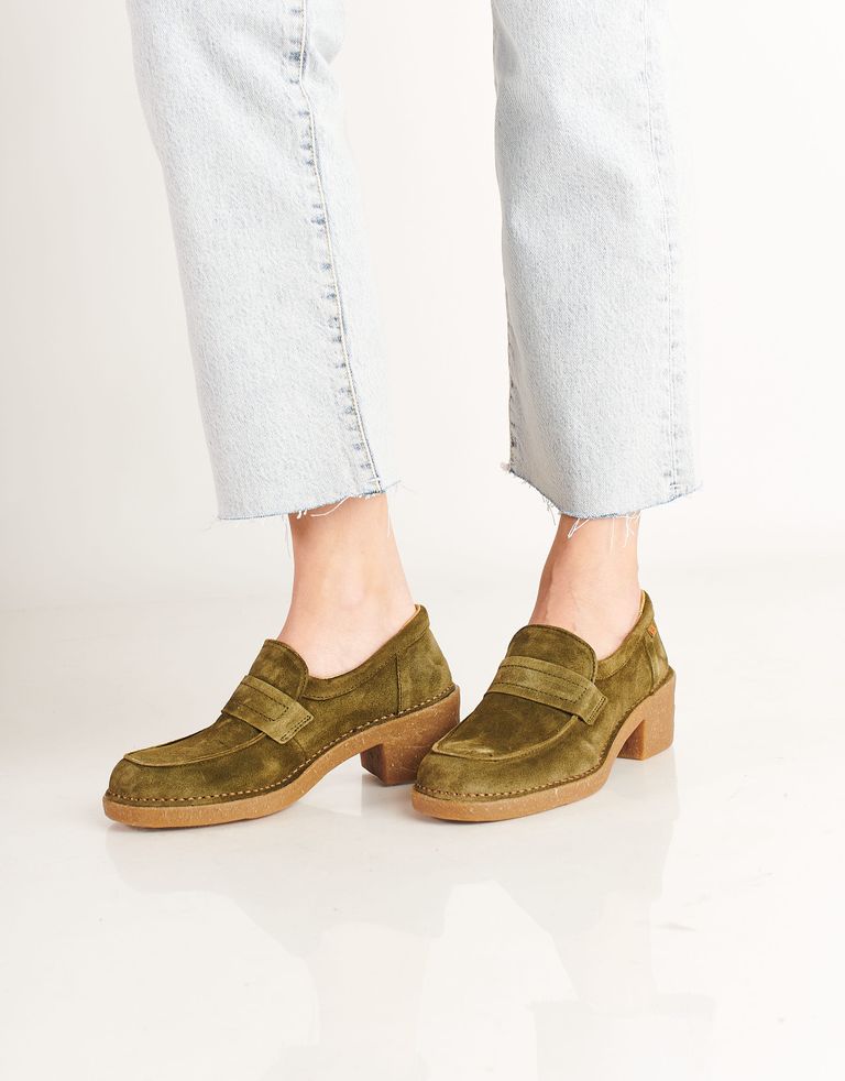 נעלי נשים - El Naturalista - נעלי מוקסין עם עקב TICINO - ירוק