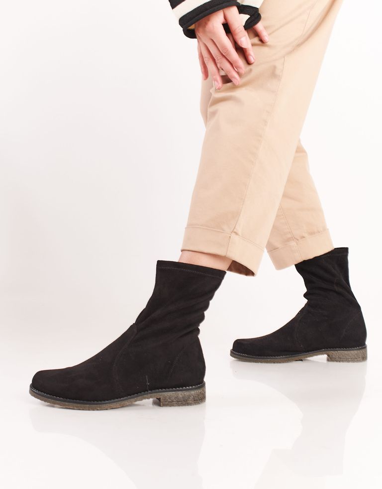 נעלי נשים - NR Rapisardi - מגפונים שטוחים CORAL - שחור