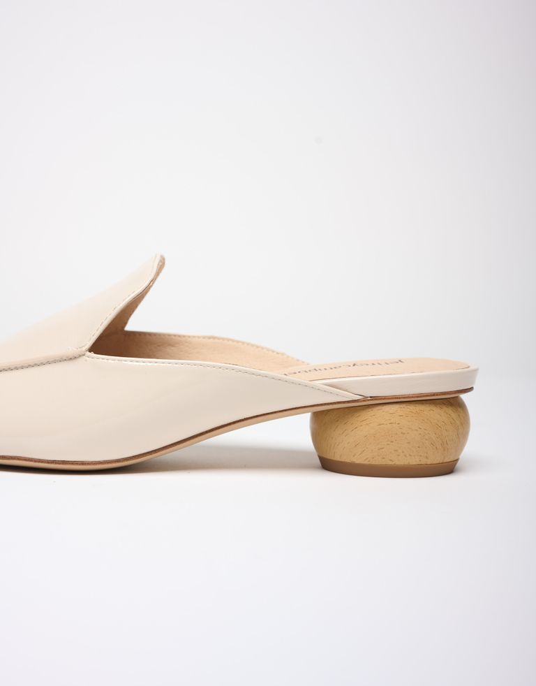 נעלי נשים - Jeffrey Campbell - כפכפי מיולז VIONIT מבריק - בז'1