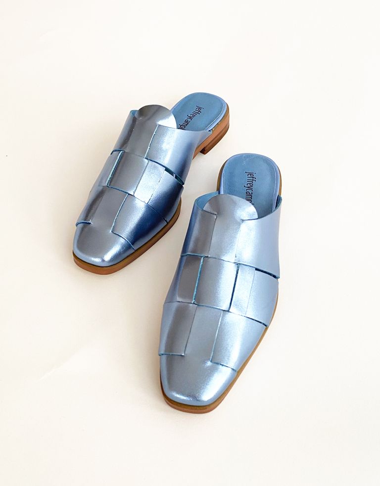 נעלי נשים - Jeffrey Campbell - כפכפים מטאליים EASTIN - תכלת