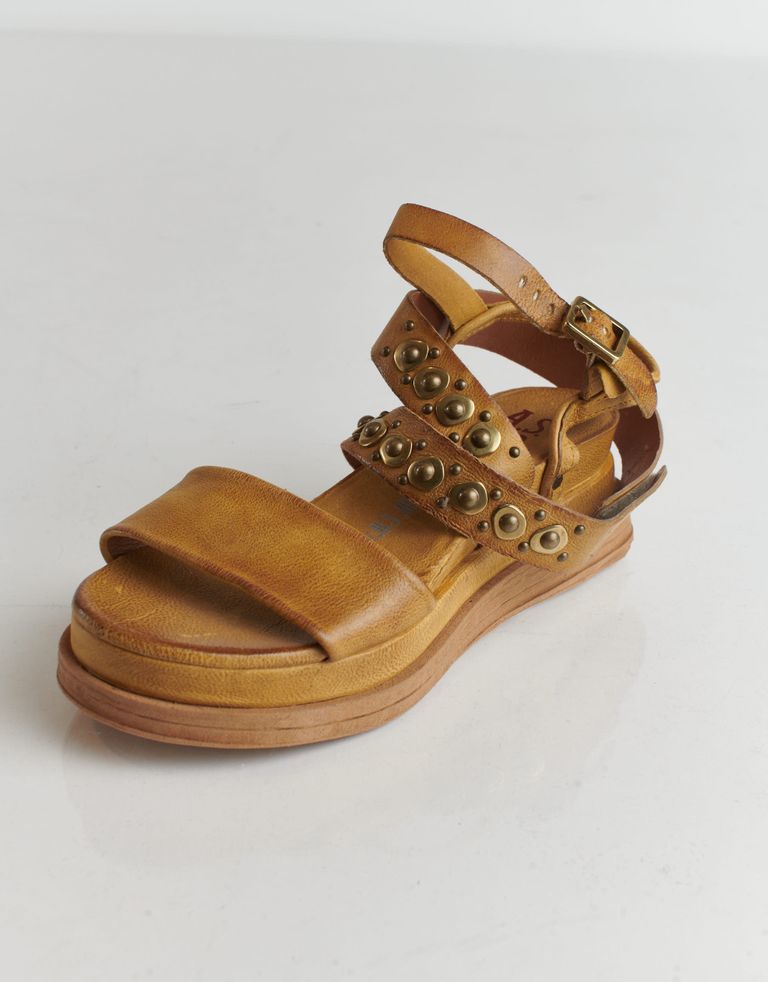 נעלי נשים - A.S. 98 - סנדלים עם ניטים LAGOS - חרדל
