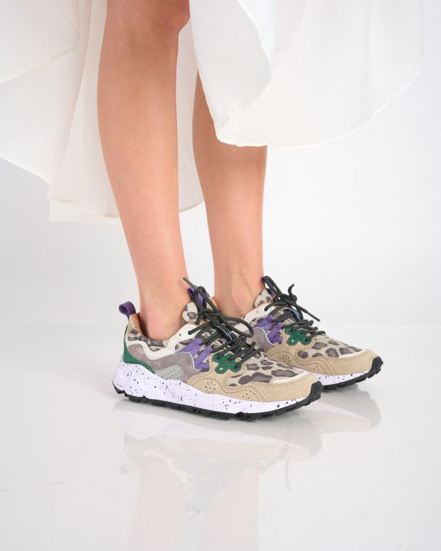 נעלי נשים - Flower Mountain - סניקרס עם הדפס YAMANO - לבן   אפור