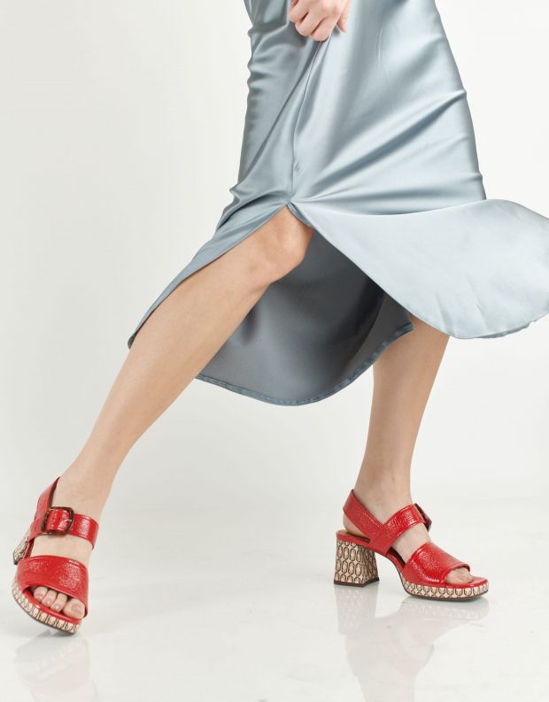 נעלי נשים - Chie Mihara - סנדלי  עקב GINKA - אדום