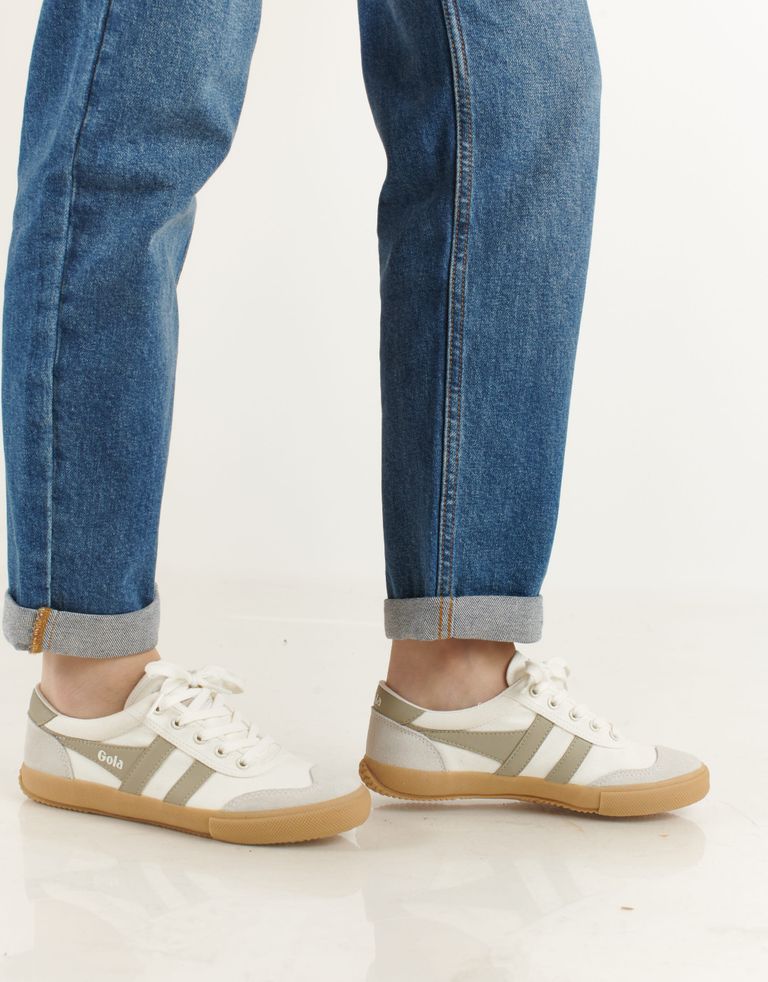 נעלי נשים - Gola - סניקרס BADMINTON GUM - לבן   אפור2