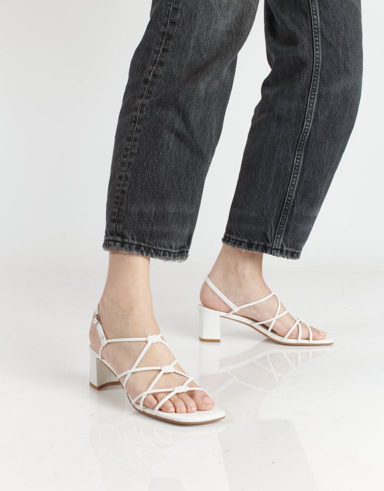 נעלי נשים - Jeffrey Campbell - סנדלי רצועות SOCIALIZE - לבן
