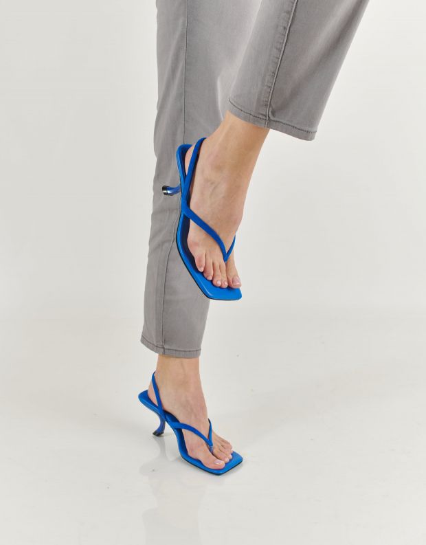נעלי נשים - Jeffrey Campbell - סנדלי אצבע עם עקב FUSED - כחול