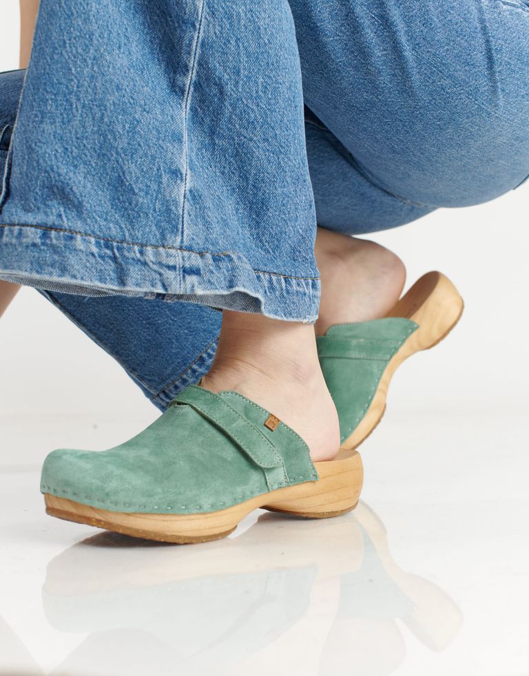 נעלי נשים - El Naturalista - כפכפי עץ SHOKUNIN - ירוק