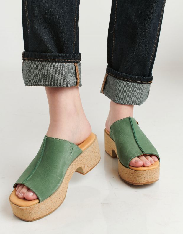 נעלי נשים - El Naturalista - כפכפי פלטפורמה ARBEQUINA - ירוק