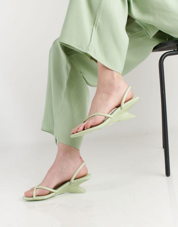 נעלי נשים - Jeffrey Campbell - כפכפי רצועות LELIA - ירוק