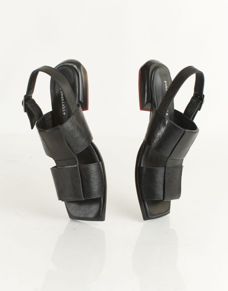 נעלי נשים - Yuko Imanishi - סנדלים מעור ASA - שחור