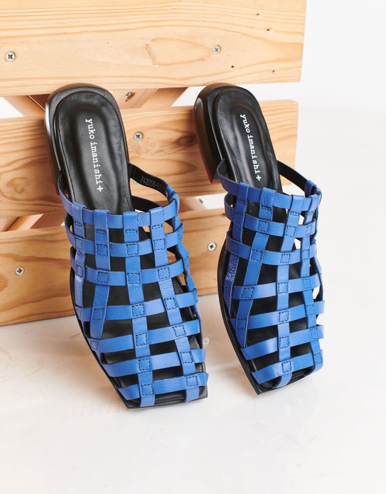 נעלי נשים - Yuko Imanishi - כפכפים קלועים SYURI - כחול
