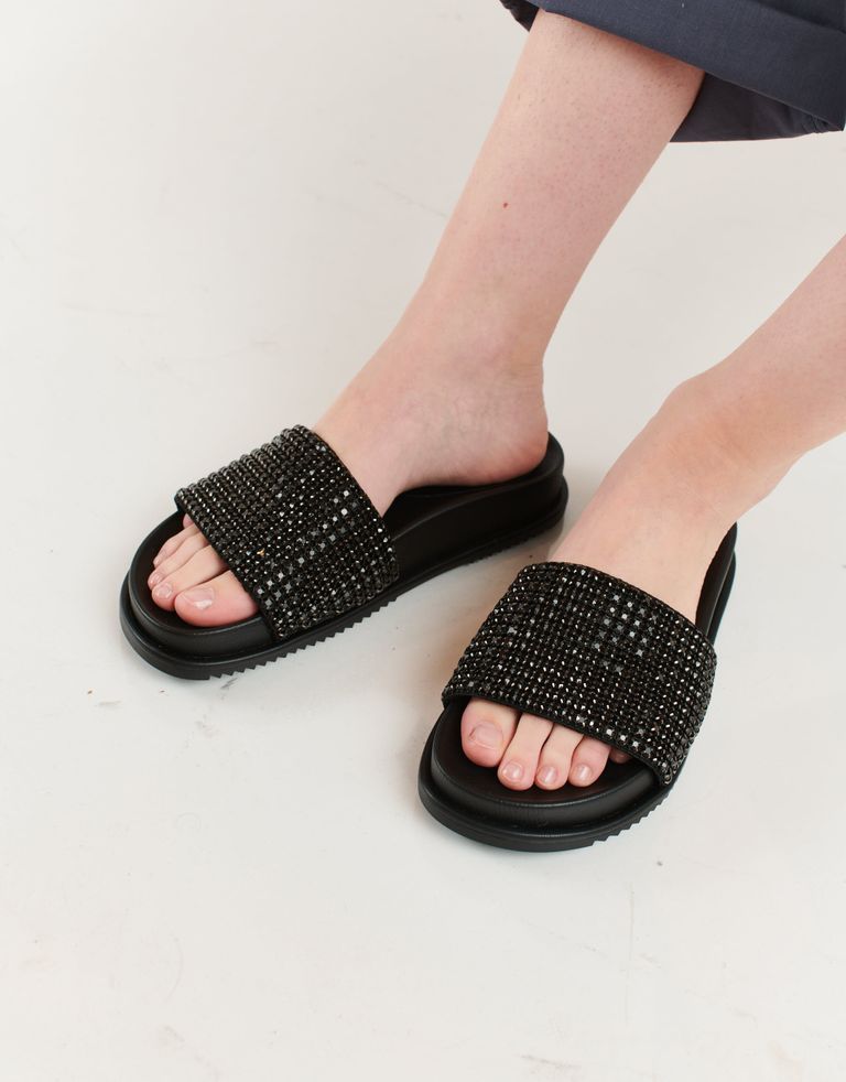 נעלי נשים - Yuko Imanishi - כפכפים CHII - שחור3