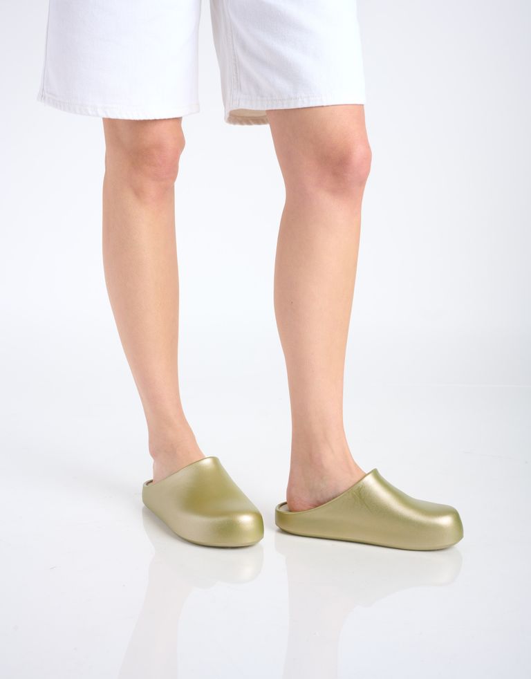 נעלי נשים - Jeffrey Campbell - כפכפים  UNCLOGGED - ירוק
