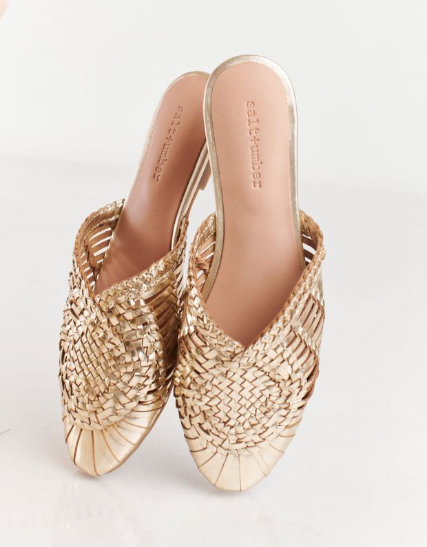 נעלי נשים - Salt+Umber - כפכפי עור ARI - זהב