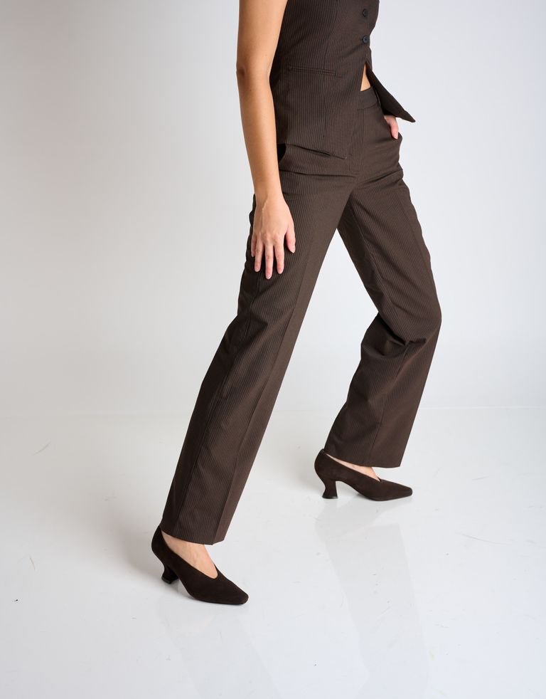 נעלי נשים - Jeffrey Campbell - נעלי סירה מזמש HINTS - חום2