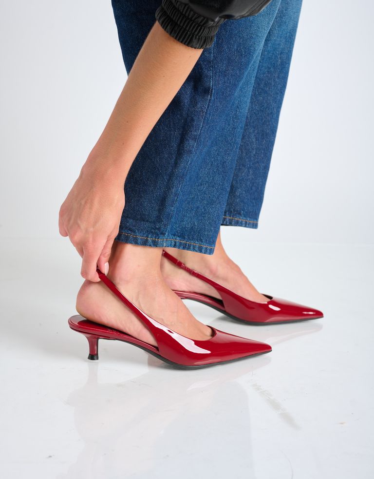 נעלי נשים - Jeffrey Campbell - נעלי סירה עם עקב PERSONA - בורדו2