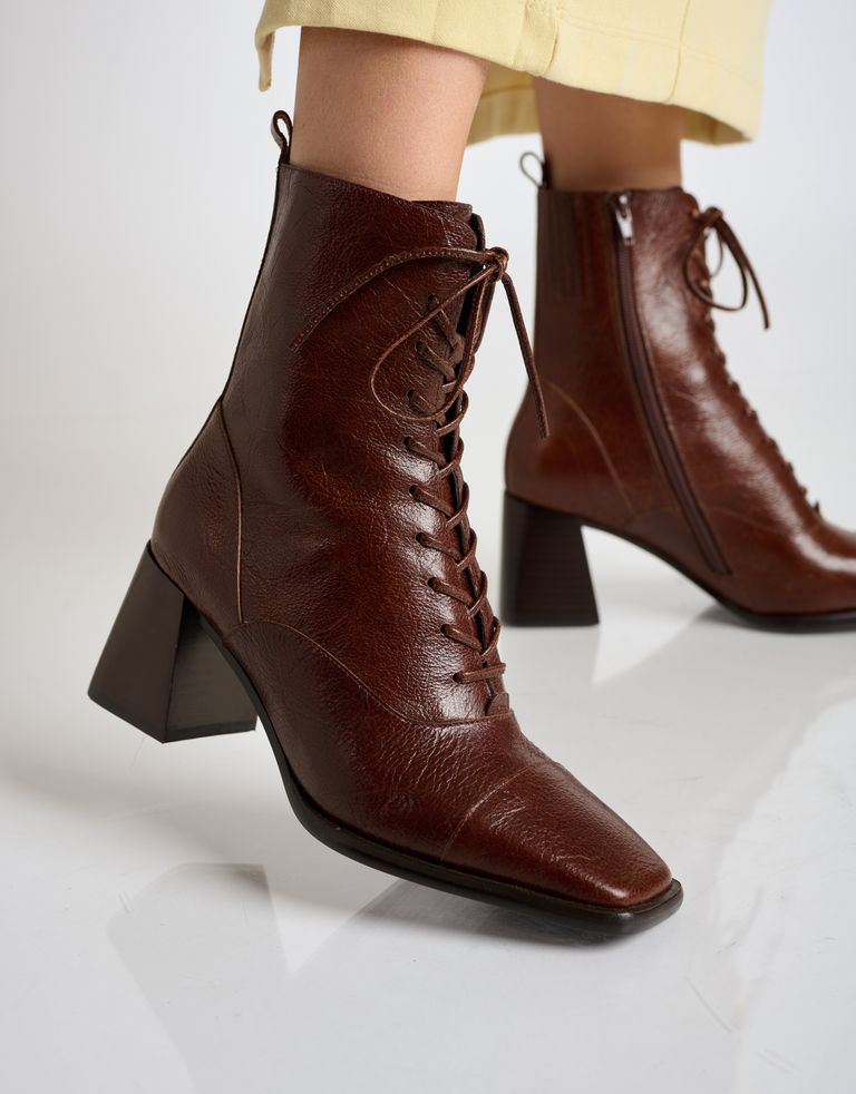 נעלי נשים - Jeffrey Campbell - מגפוני עקב WESTLYN - חום4