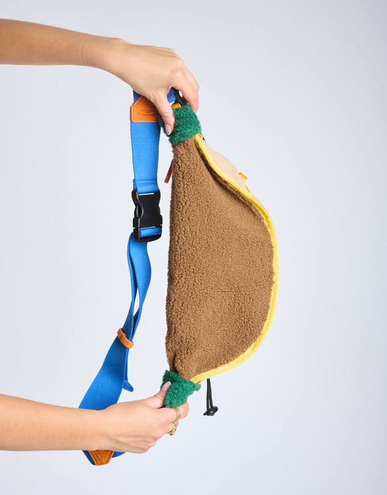 Flower Mountain - תיק פאוצ' FM - בז'   חום3