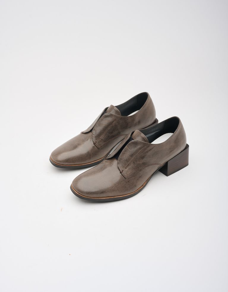 נעלי נשים - Yuko Imanishi - נעליים סגורות TSUBASA - חום4