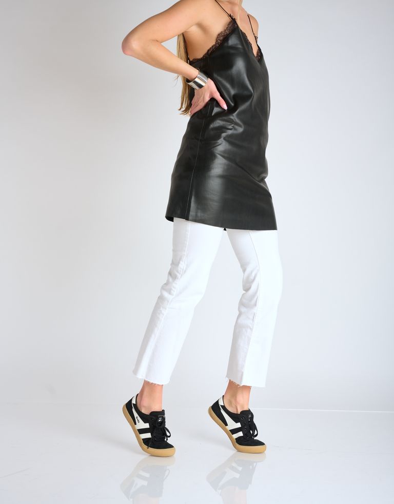 נעלי נשים - Gola - סניקרס BADMINTON GUM - שחור לבן2