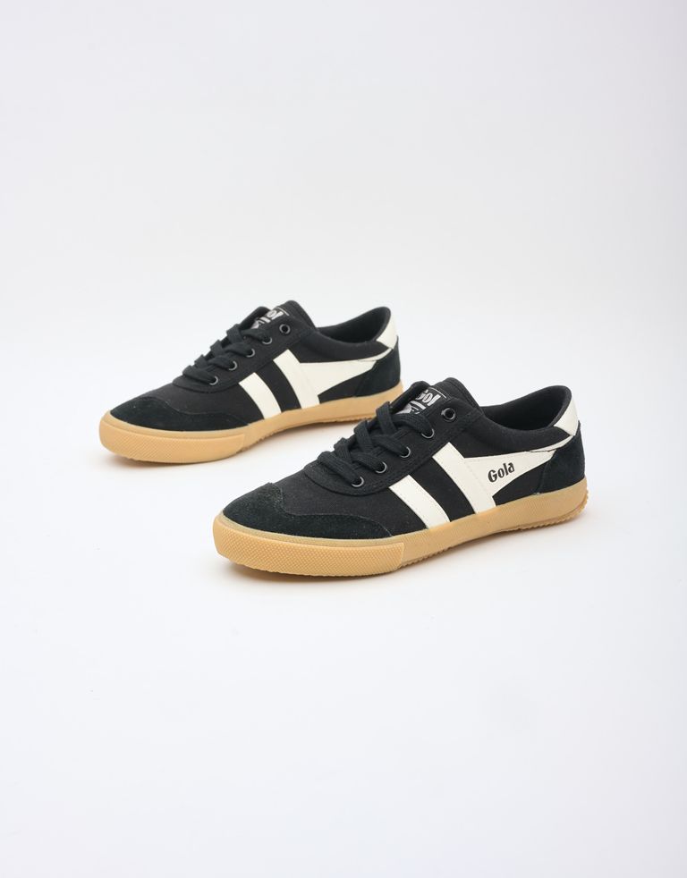 נעלי נשים - Gola - סניקרס BADMINTON GUM - שחור לבן4