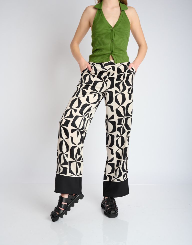 נעלי נשים - Yuko Imanishi - סנדלי דייגים CHIE - שחור4