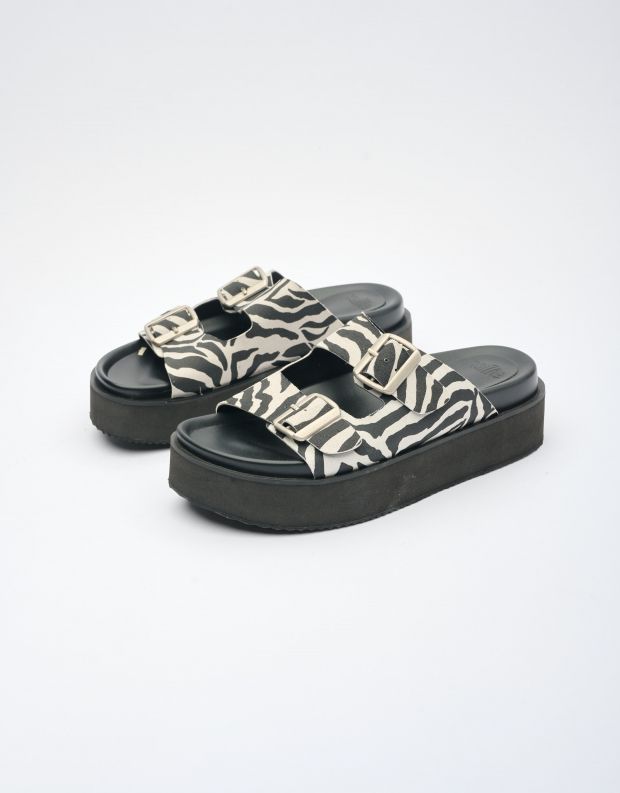 נעלי נשים - Rollie - כפכפים ACE ANIMAL - זברה