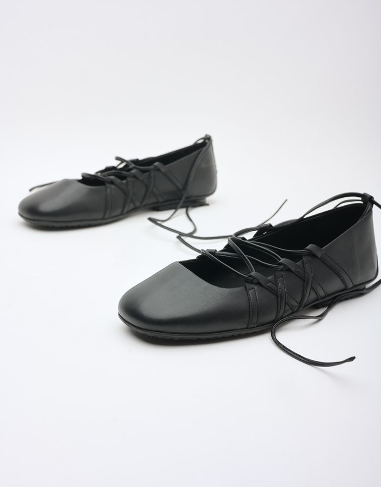 נעלי נשים - Jeffrey Campbell - נעליים שטוחות BARRE WORK - שחור2