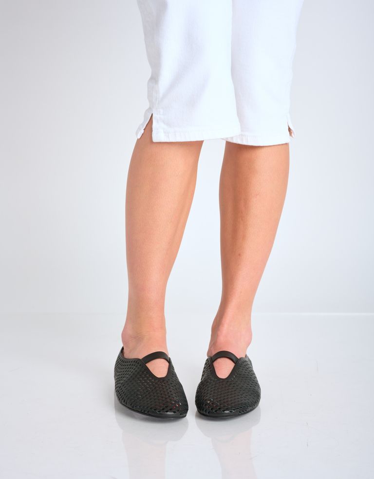 נעלי נשים - Jeffrey Campbell - נעלי בובה שטוחות STUNZ - שחור3