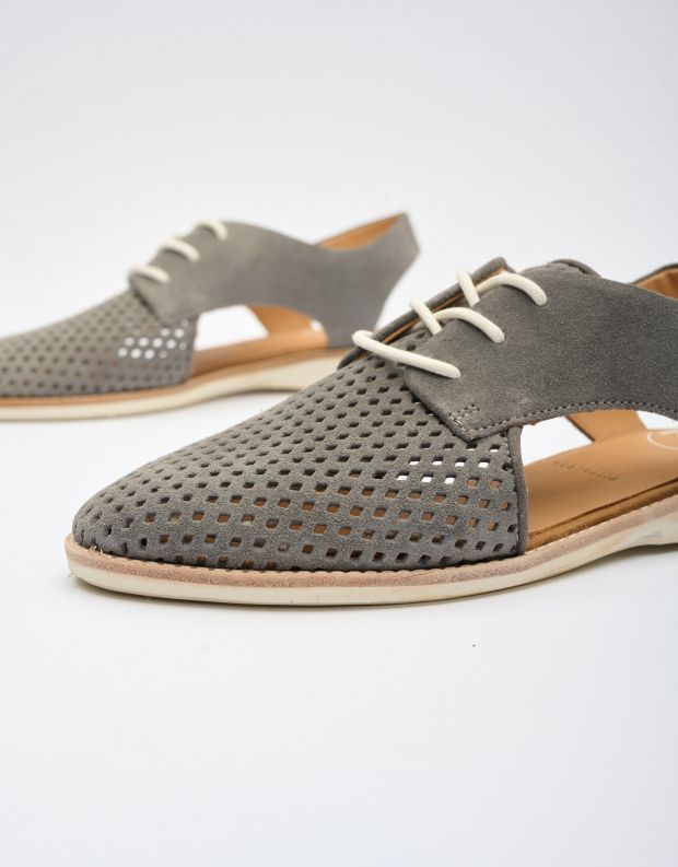 נעלי נשים - Rollie - סנדלי זמש SLINGBACK  PUNC - אפור
