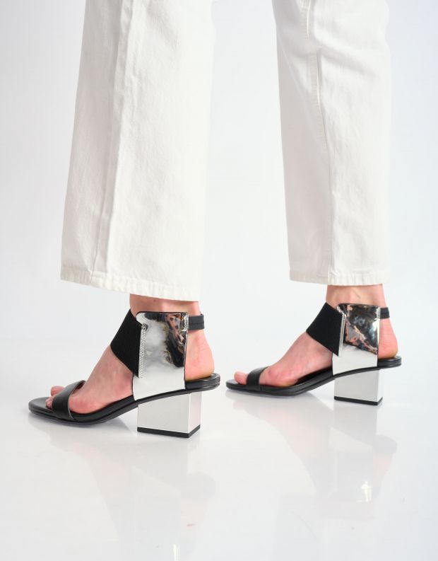 נעלי נשים - United Nude - סנדלים RAILA - שחור   כסף