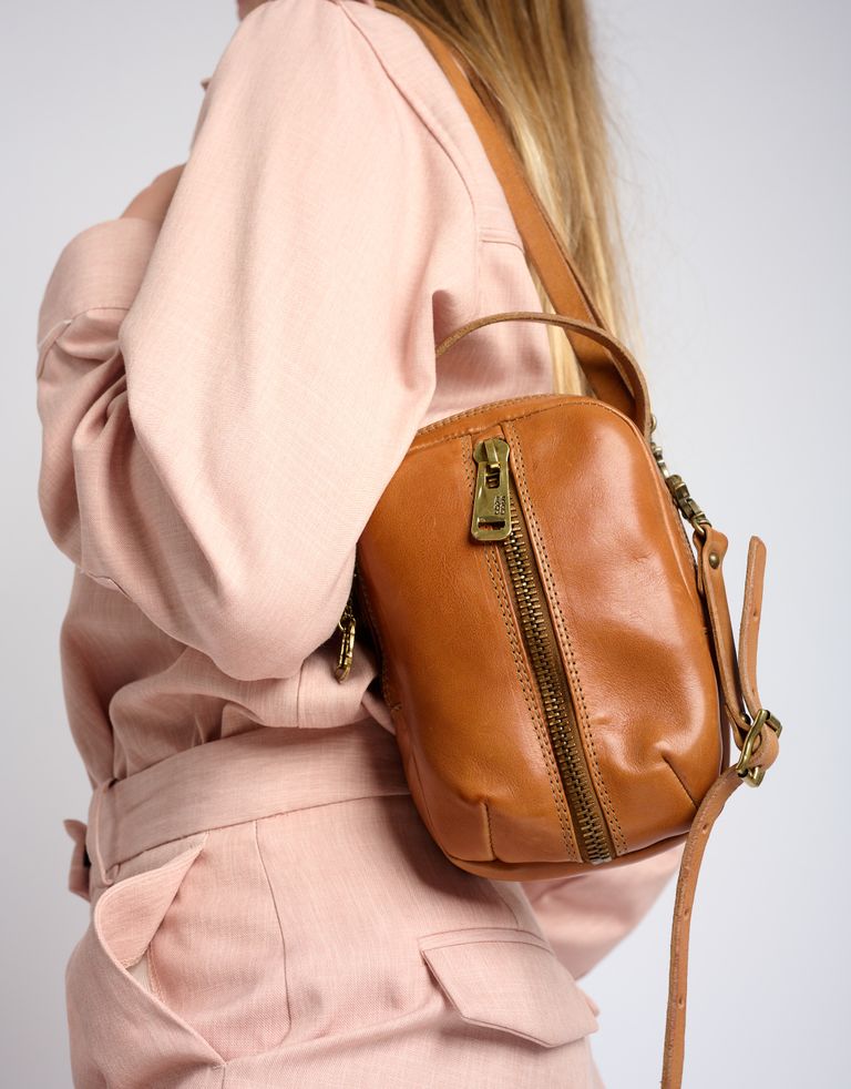 נעלי נשים - A.S. 98 - תיק עור קטן LUCIANA - קאמל2