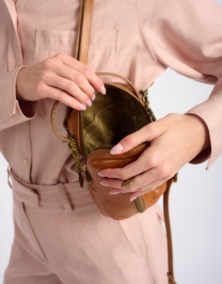 נעלי נשים - A.S. 98 - תיק עור קטן LUCIANA - קאמל4