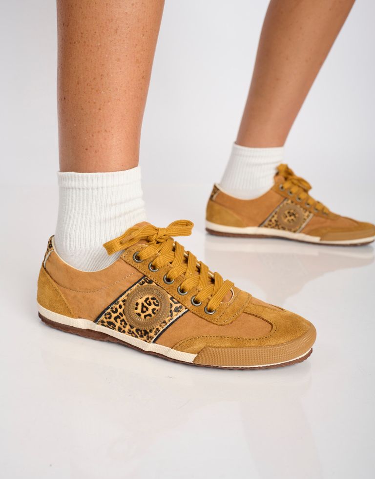 נעלי נשים - Aro - סניקרס משולבות MAY - קאמל3