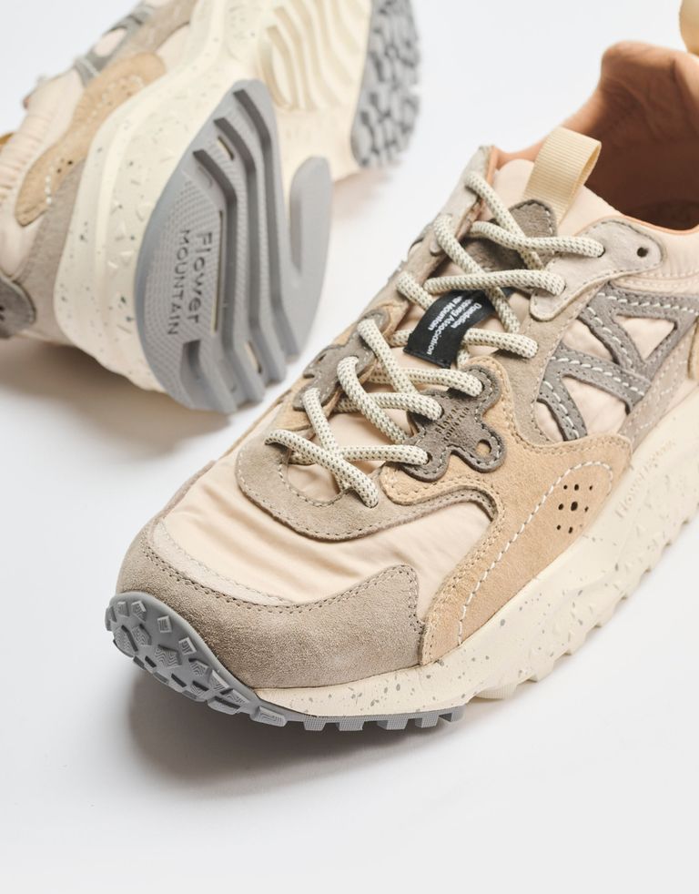 נעלי נשים - Flower Mountain - סניקרס זמש ובד SOLIN - בז'1