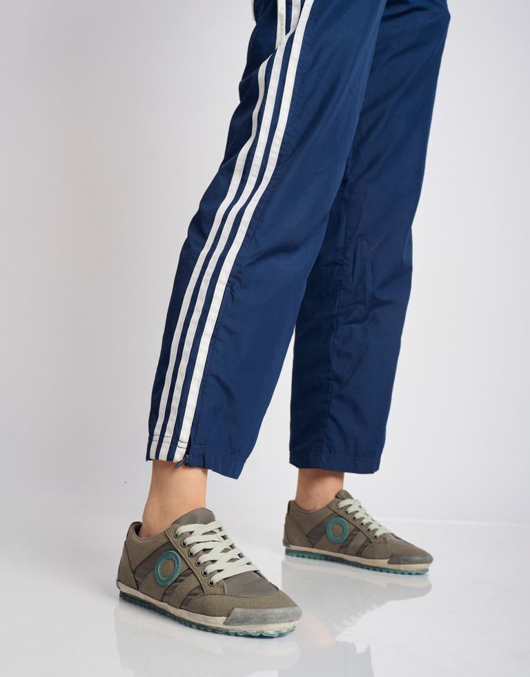 נעלי נשים - Aro - סניקרס IDO B VEGAN - אפור3