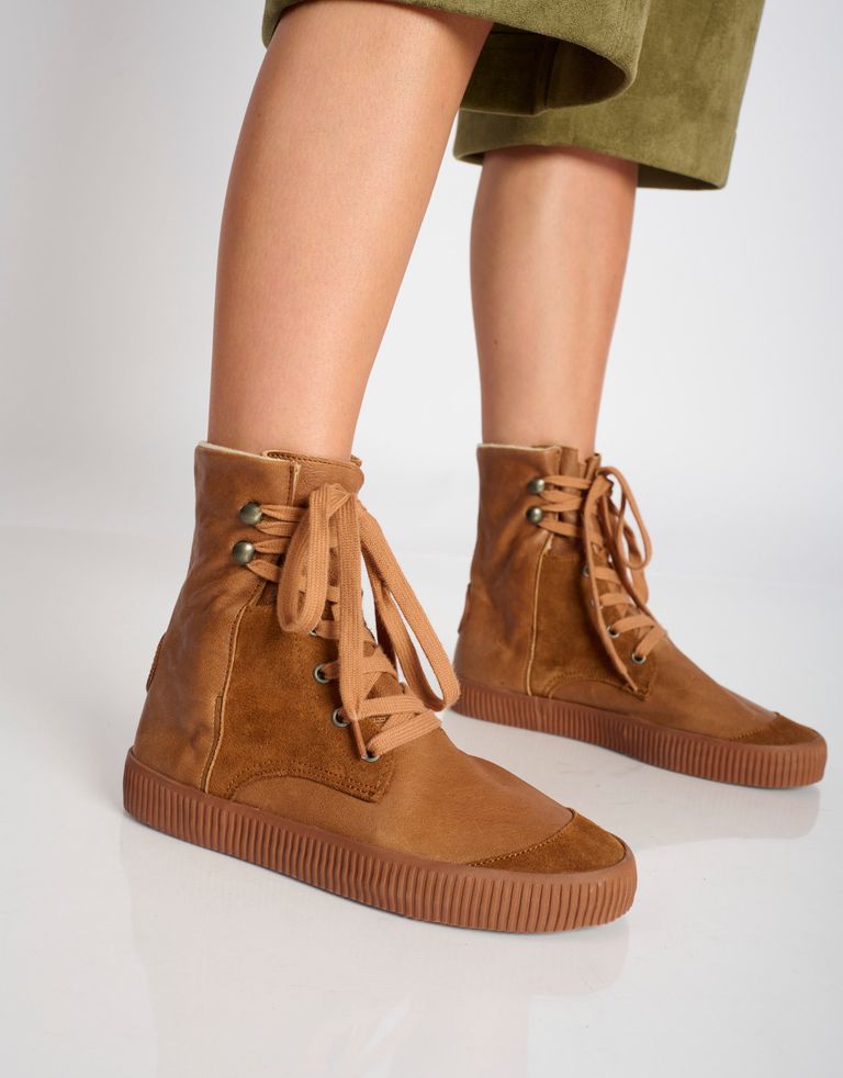 נעלי נשים - Aro - מגפונים עם שרוכים NOELLE - קוניאק3