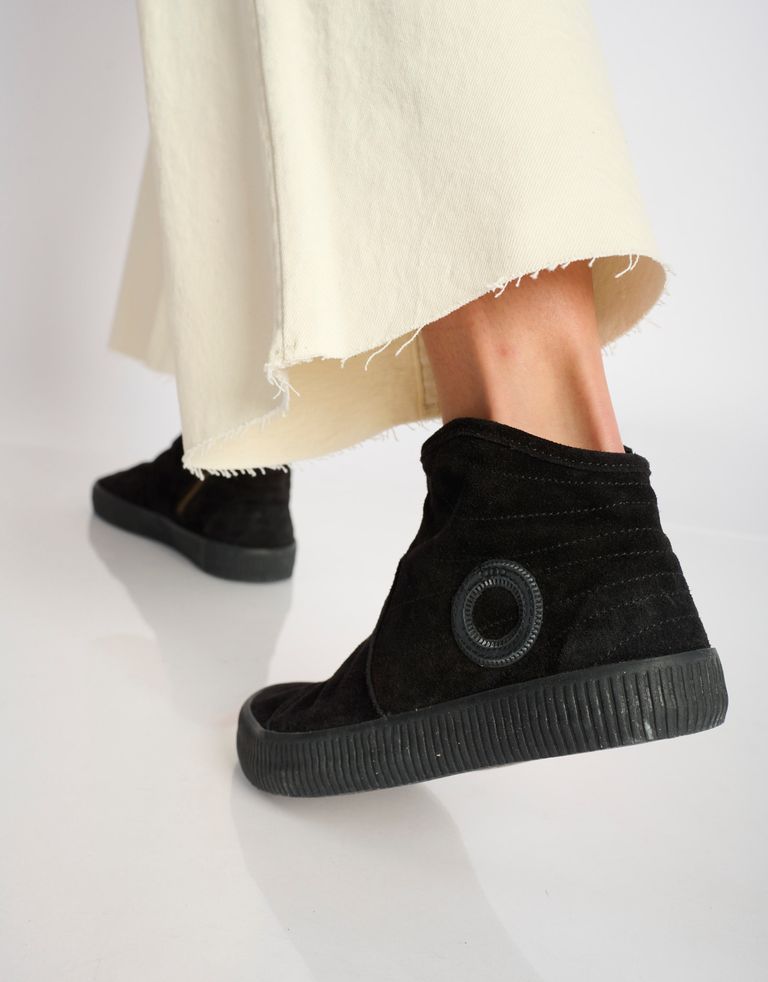 נעלי נשים - Aro - מגפוני זמש  NOELLE - שחור1