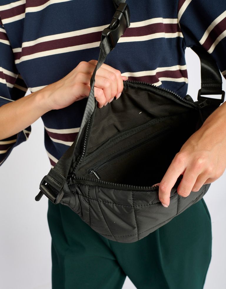 Arkk - תיק פאוצ' PADDED BUMBAG - שחור2