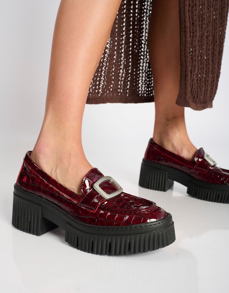 נעלי נשים - Art - נעלי מוקסין עם אבזם YORK - בורדו3