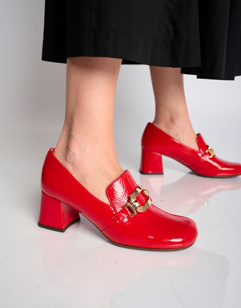 נעלי נשים - Chie Mihara - נעלי מוקסין עם עקב MOIL - אדום3