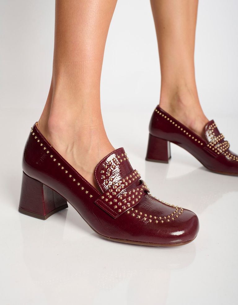 נעלי נשים - Chie Mihara - נעלי מוקסין עם עקב MULEAH - בורדו4