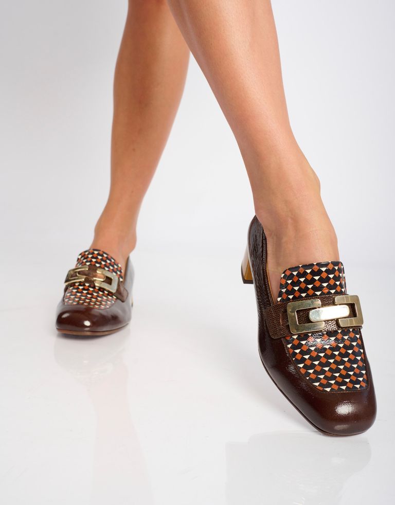 נעלי נשים - Chie Mihara - נעלי מוקסין עם עקב RANCI - חום4