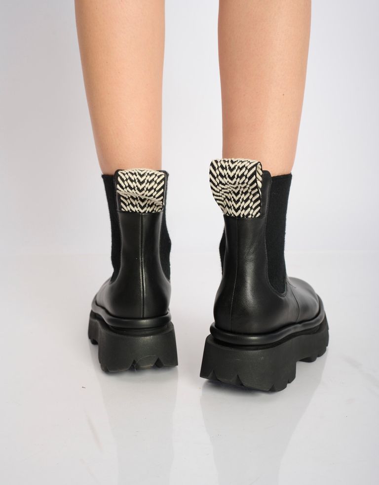 נעלי נשים - 4CCCCEES - מגפוני צ'לסי CRUNCH - שחור4